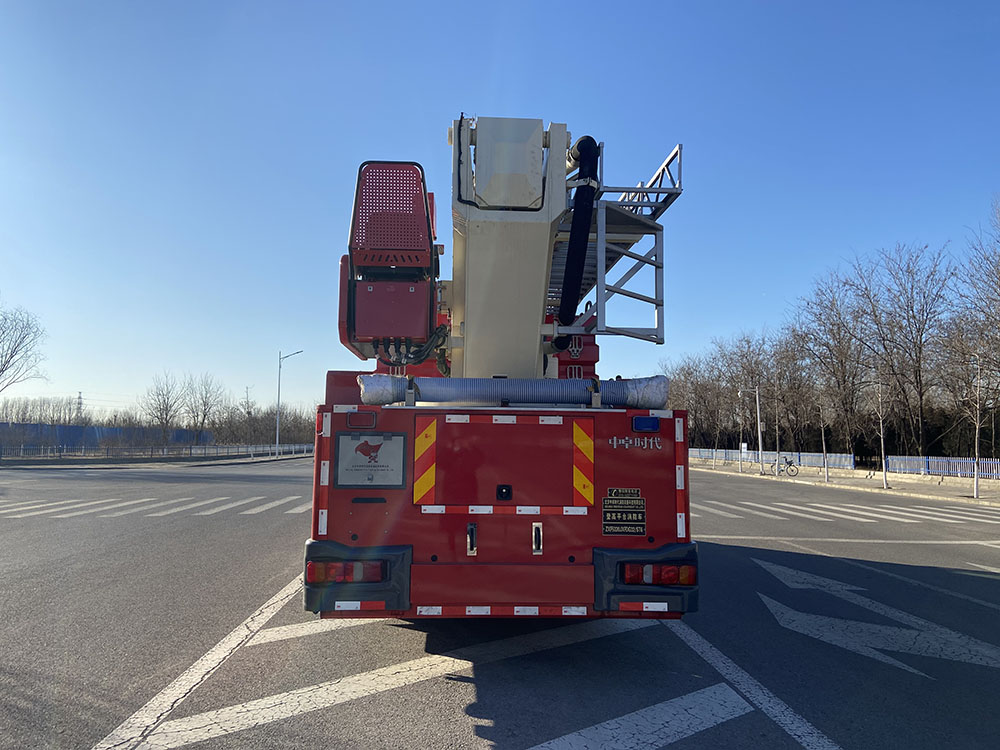 中卓時(shí)代牌ZXF5320JXFDG32/ST6登高平臺(tái)消防車公告圖片