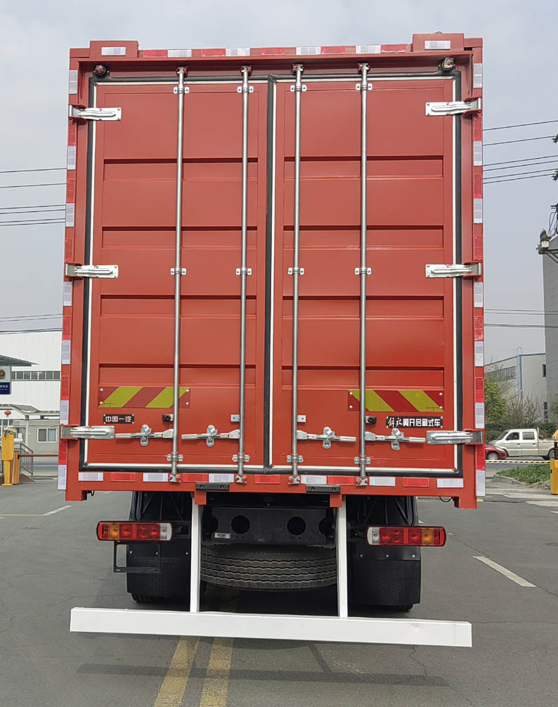 解放牌CA5310XYKP25K8L7T4E6A90翼開啟廂式車公告圖片