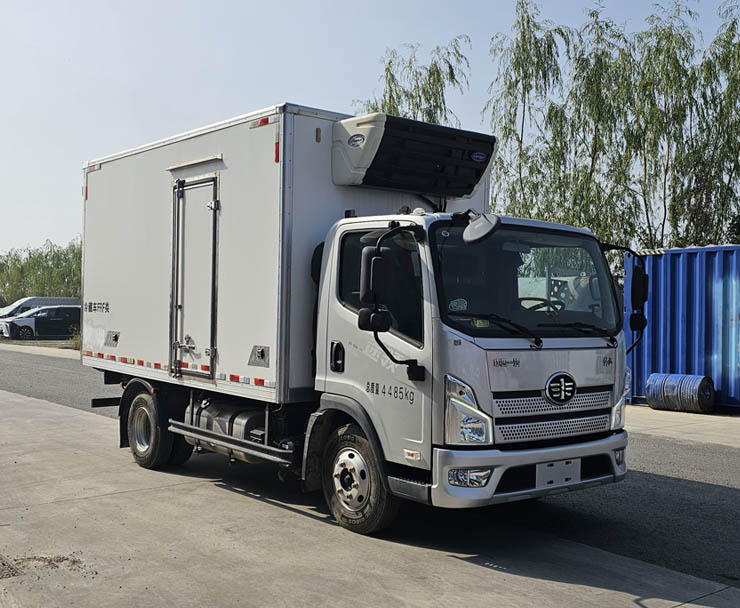 解放牌CA5049XLCP40K41L2E6A84冷藏車