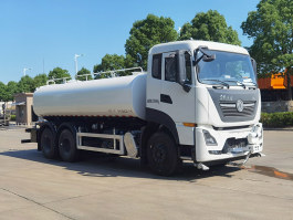 洒水车