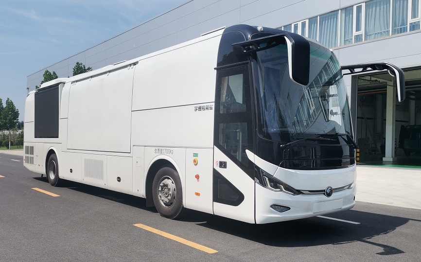 宇通牌ZK5170XZS16展示車