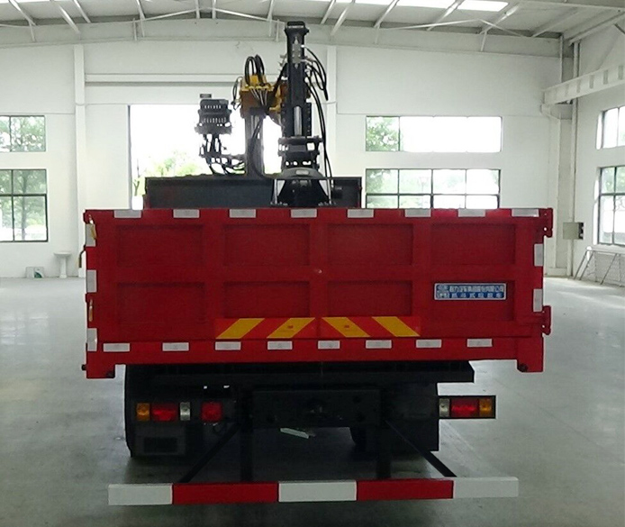 程力牌CL5180ZZD6ABL抓斗式垃圾車公告圖片