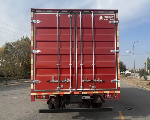 豪沃牌ZZ5077XXYG3815F174廂式運(yùn)輸車(chē)公告圖片