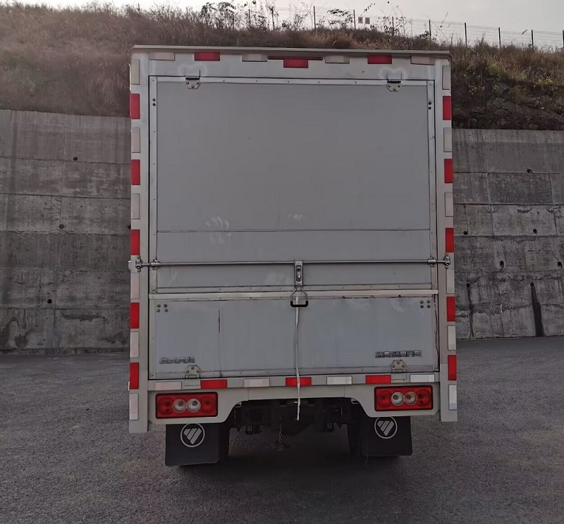 福田牌BJ5031XYK4JV5-AA1翼開啟廂式車公告圖片