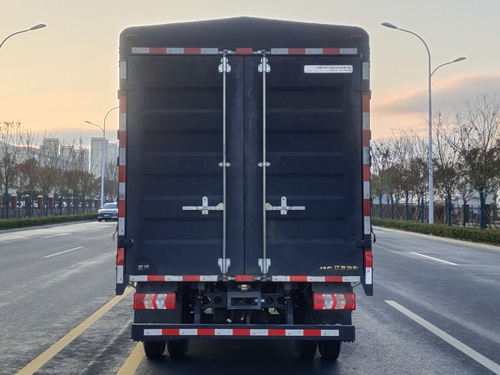 江淮牌HFC5041CCYPHEV2-1插電式混合動(dòng)力倉柵式運(yùn)輸車公告圖片