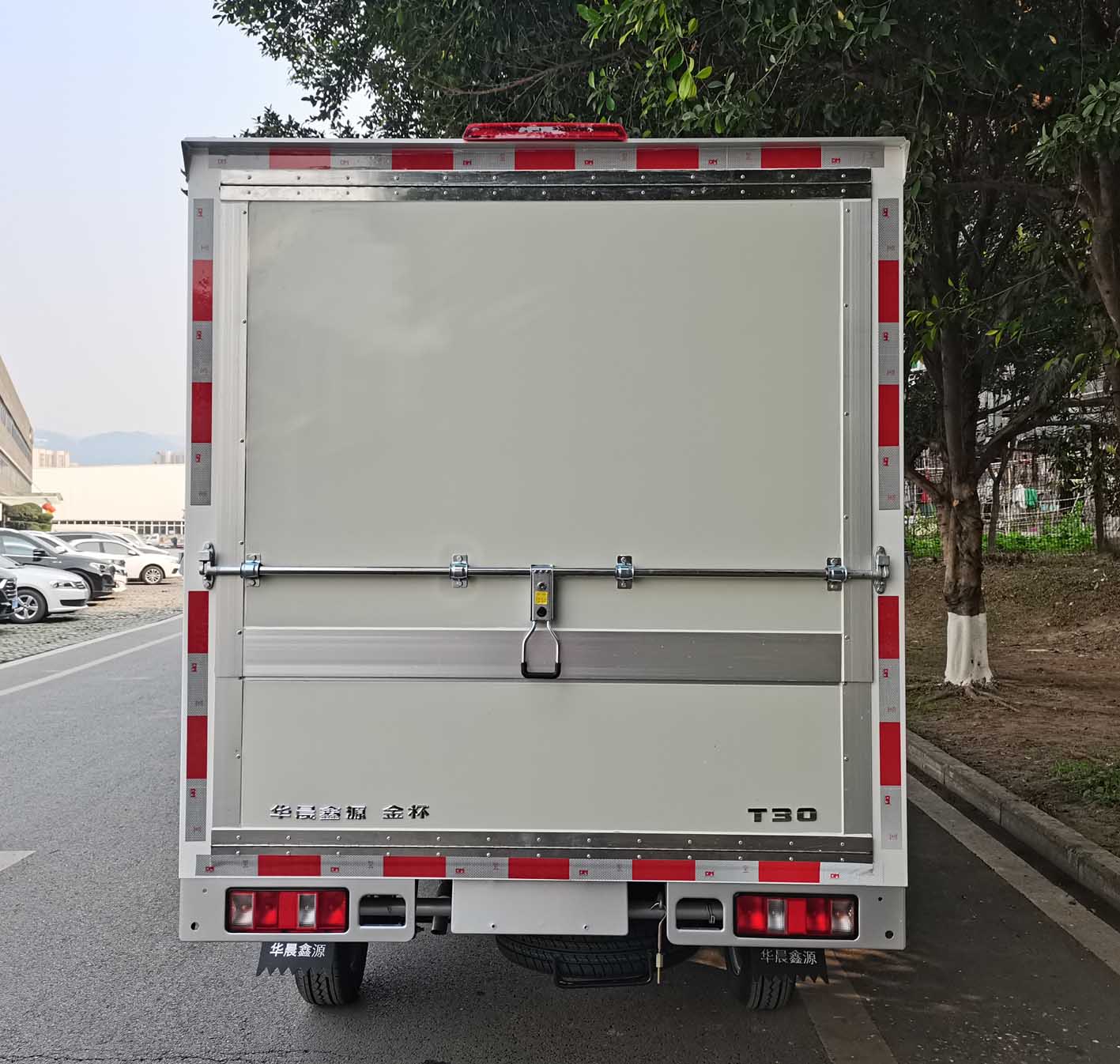 金杯牌JKC5022XYKD6L3翼開啟廂式車公告圖片