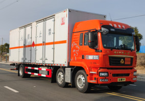 专力牌ZLC5266XRQZ6易燃气体厢式运输车