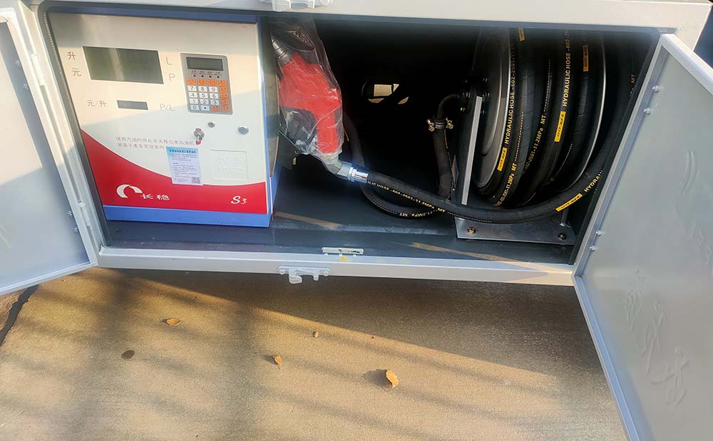 楚飛牌CLQ5123GJY6CA加油車公告圖片