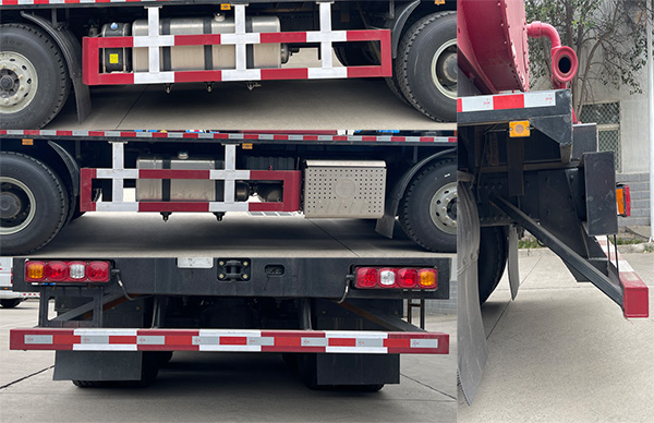 蘭山牌GTE5370TYL壓裂車公告圖片