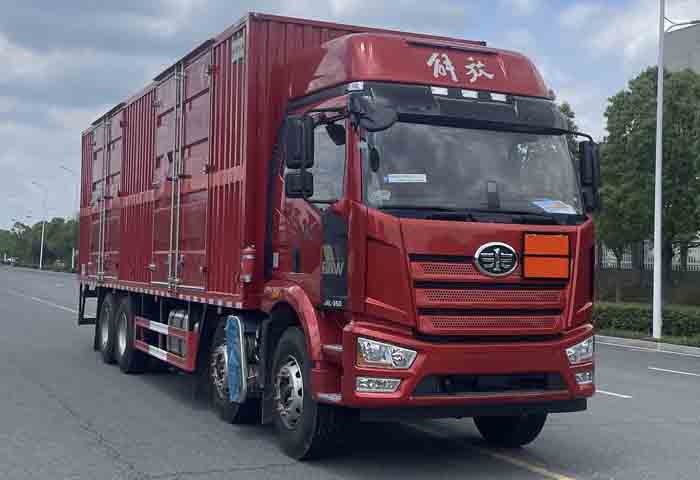 百捷牌QYY5325XRYCA6易燃液體廂式運(yùn)輸車