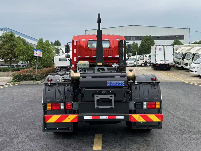 程力威牌CLW5182ZXXBHJ車廂可卸式垃圾車公告圖片