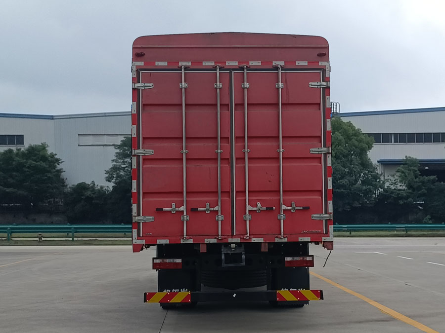 江淮牌HFC5181CCYP2K3A50S倉(cāng)柵式運(yùn)輸車公告圖片