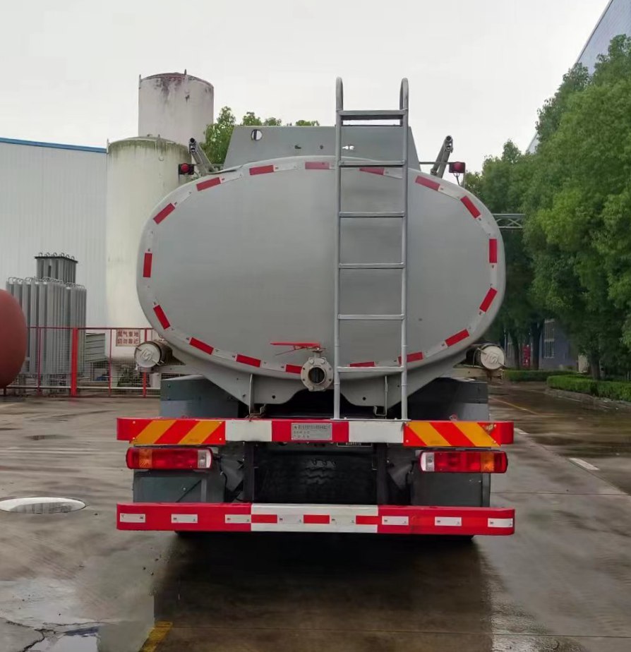 齊星牌QXC5317TGYZ6WA供液車公告圖片