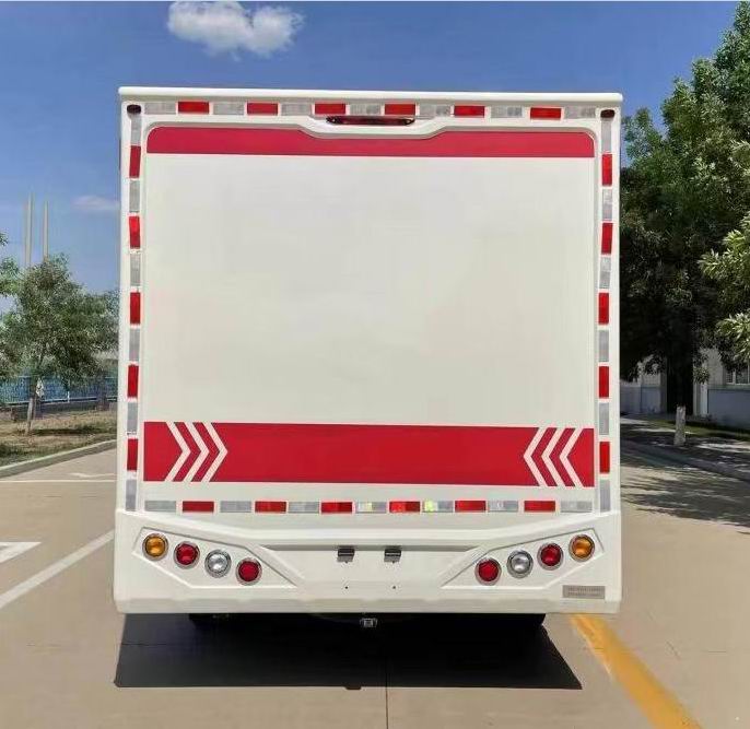 迷野牌MYY5045XYL體檢醫(yī)療車公告圖片