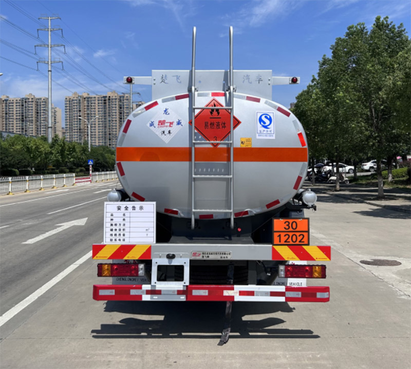 楚飛牌CLQ5182GYY6SX運油車公告圖片