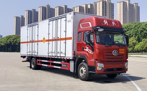 百捷牌QYY5181XQYCA6爆破器材運輸車