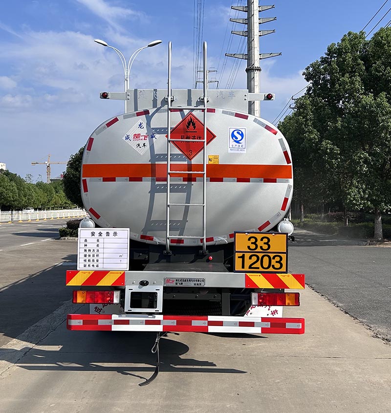 楚飛牌CLQ5320GYY6EQ運(yùn)油車公告圖片