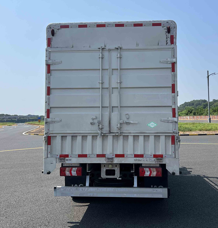 江淮牌HFC5045CCYP32N2C7NS倉柵式運輸車公告圖片