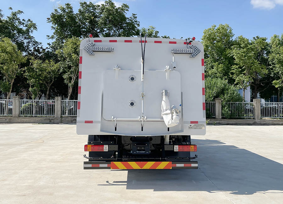 悅達牌YD5188TXSDNBEV純電動洗掃車公告圖片