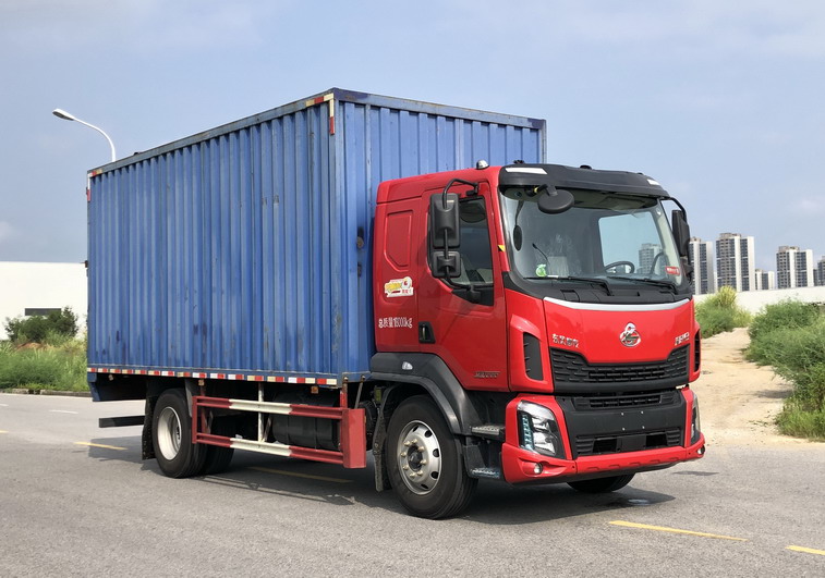 乘龍牌LZ5184XXYM3AC1廂式運(yùn)輸車