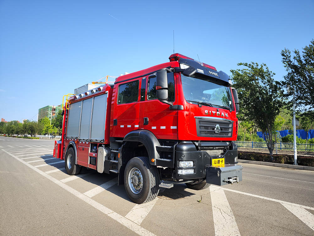 中卓時(shí)代牌ZXF5150TXFJY100/ST6搶險(xiǎn)救援消防車
