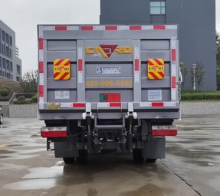 桶裝垃圾運(yùn)輸車(chē)圖片