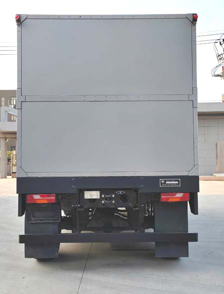 忠華通運(yùn)牌TYJ5110XLJ旅居車公告圖片