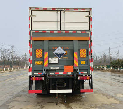 百捷牌QYY5321XFWCA6腐蝕性物品廂式運(yùn)輸車公告圖片
