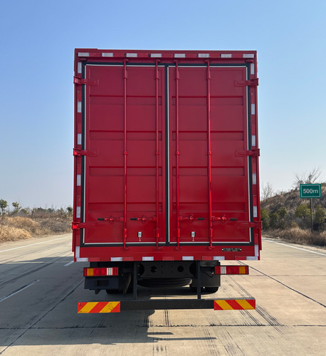 集瑞聯(lián)合牌QCC5183XYKBEVE1純電動翼開啟廂式車公告圖片