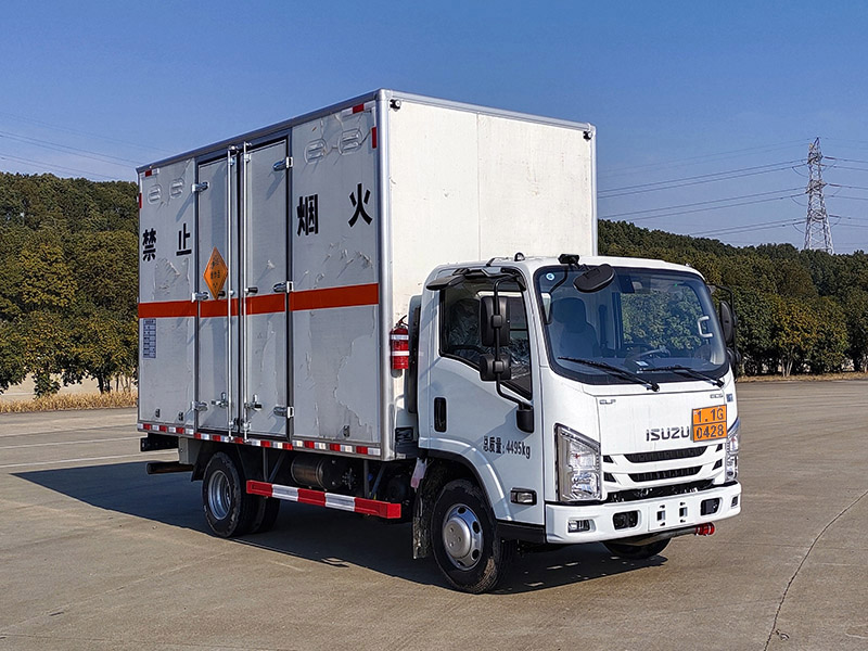 專威牌HTW5040XQYJE2爆破器材運(yùn)輸車