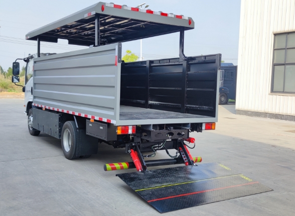 盾甲牌GDJ5100XTYFCEV燃料電池密閉式桶裝垃圾車公告圖片