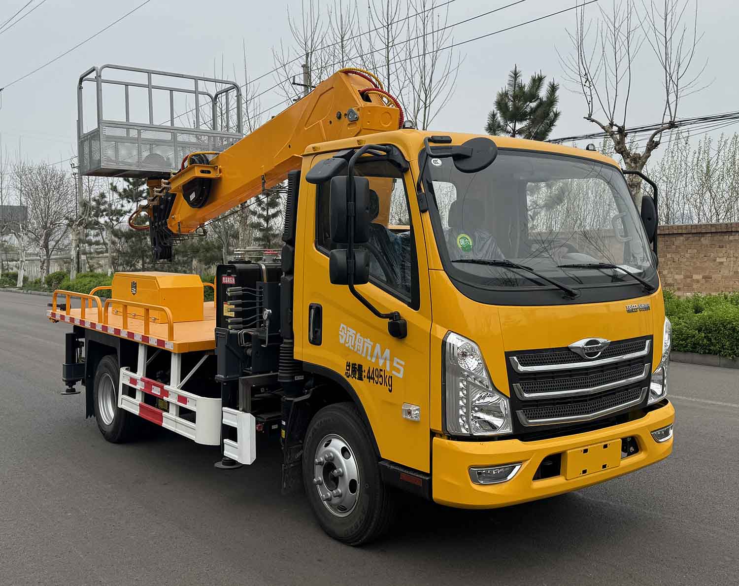 鴻昇久邦牌JBP5040XJXBJ6抽油機(jī)檢修車