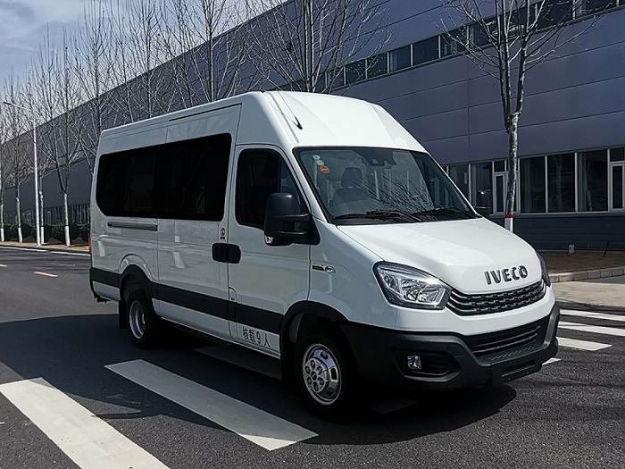 宇通牌ZK5043XYBD62運(yùn)兵車(chē)公告圖片