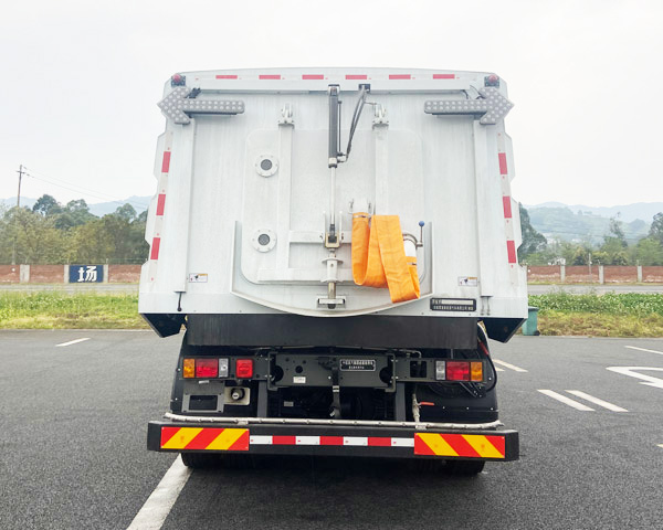 犀重牌AXZ5180TXSZZBEV純電動洗掃車公告圖片