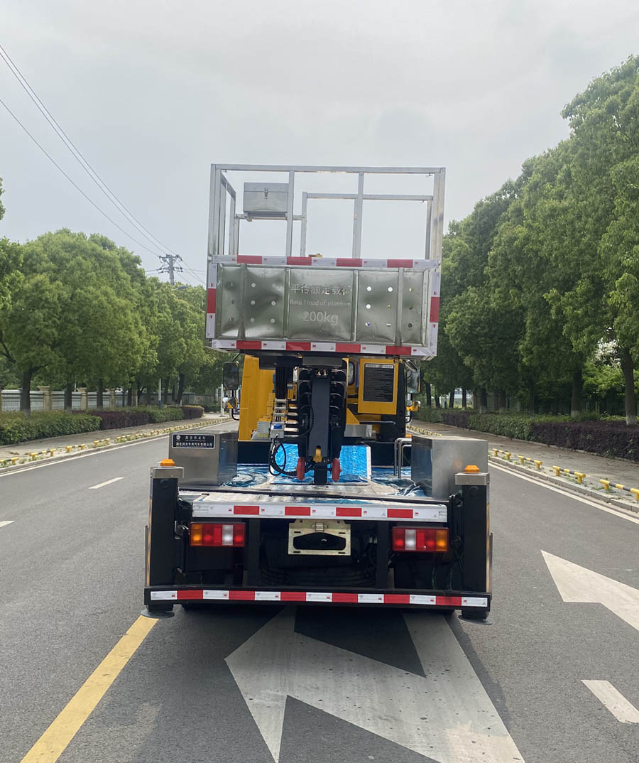潤知星牌SCS5049JGKZZ6高空作業(yè)車公告圖片