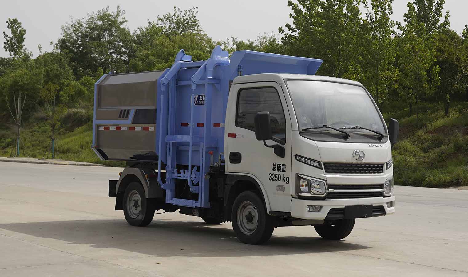 凱力風(fēng)牌KLF5030ZZZBEV純電動(dòng)自裝卸式垃圾車