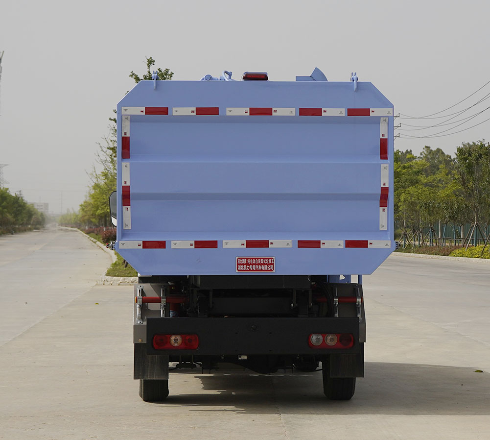 純電動(dòng)自裝卸式垃圾車圖片