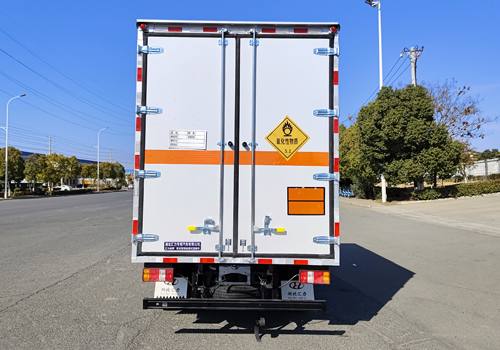 匯力威牌VVV5041XYWJX6氧化性物品廂式運(yùn)輸車公告圖片