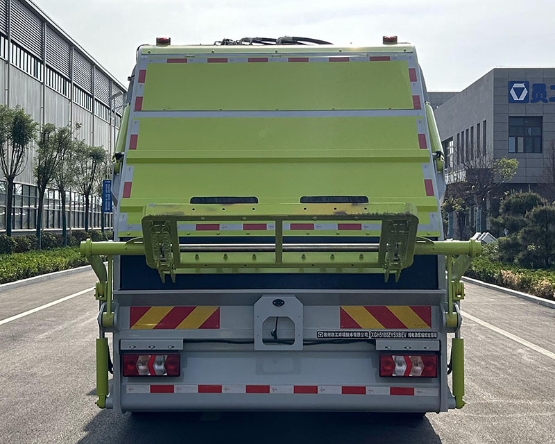 徐工牌XGH5181ZYSXBEV純電動壓縮式垃圾車公告圖片