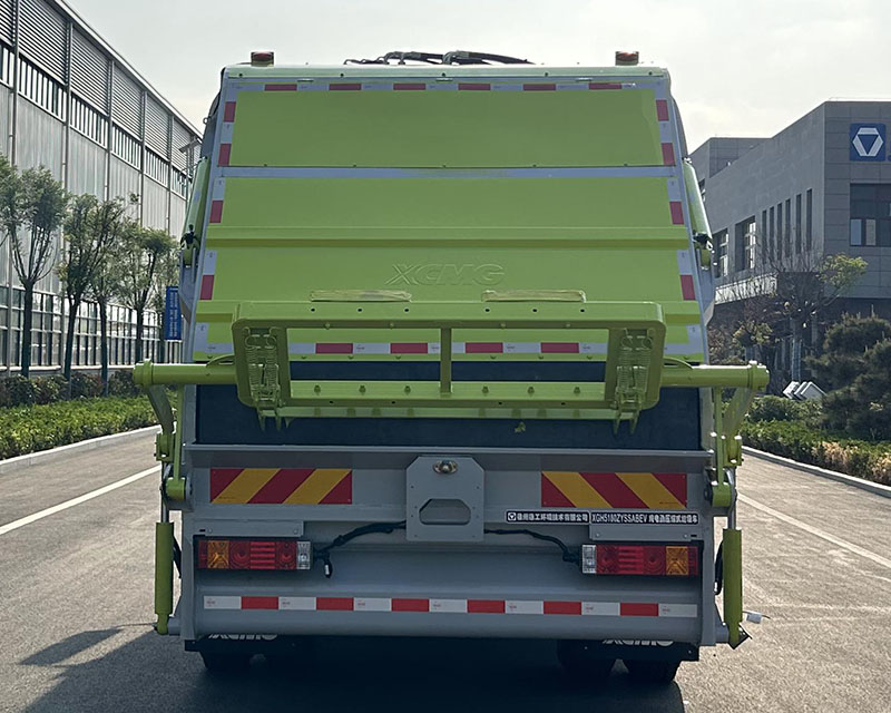徐工牌XGH5180ZYSSABEV純電動壓縮式垃圾車公告圖片