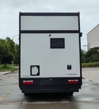 江淮牌HFC5073XLJPHEVZ插電式混合動力旅居車公告圖片