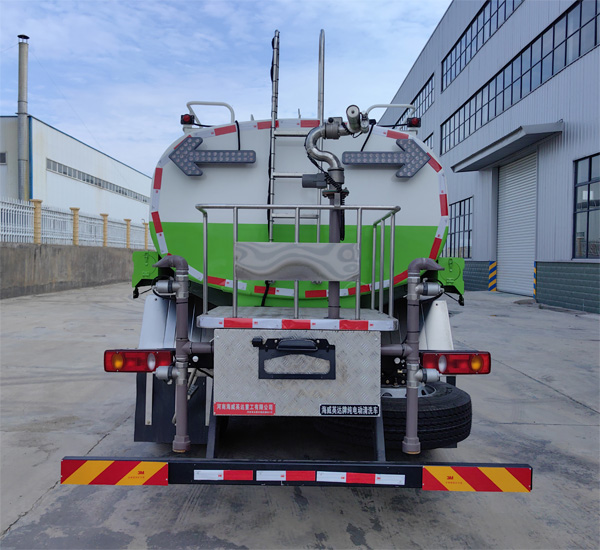 海威英達(dá)牌HWA5180GQXDFBEV純電動(dòng)清洗車(chē)公告圖片