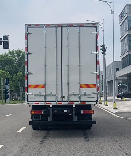 廣汽牌YC5180XXYFHWFCEV燃料電池廂式運輸車公告圖片