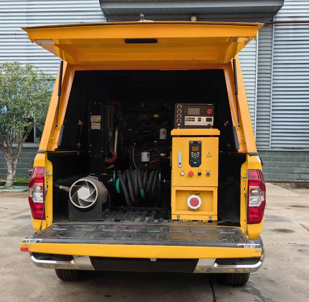 程力威牌CLW5030TPSADR大流量排水搶險(xiǎn)車(chē)公告圖片