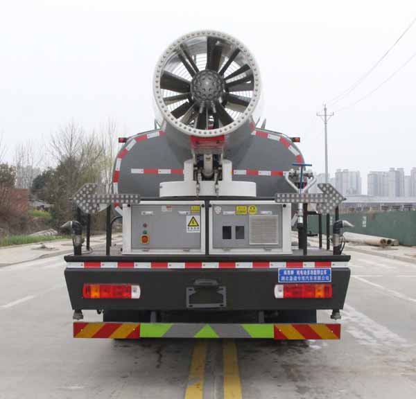 縱昂牌CLT5180TDYBEV純電動多功能抑塵車公告圖片