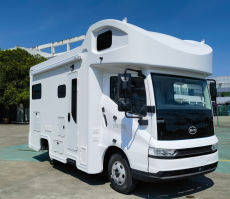 插电式增程混合动力旅居车