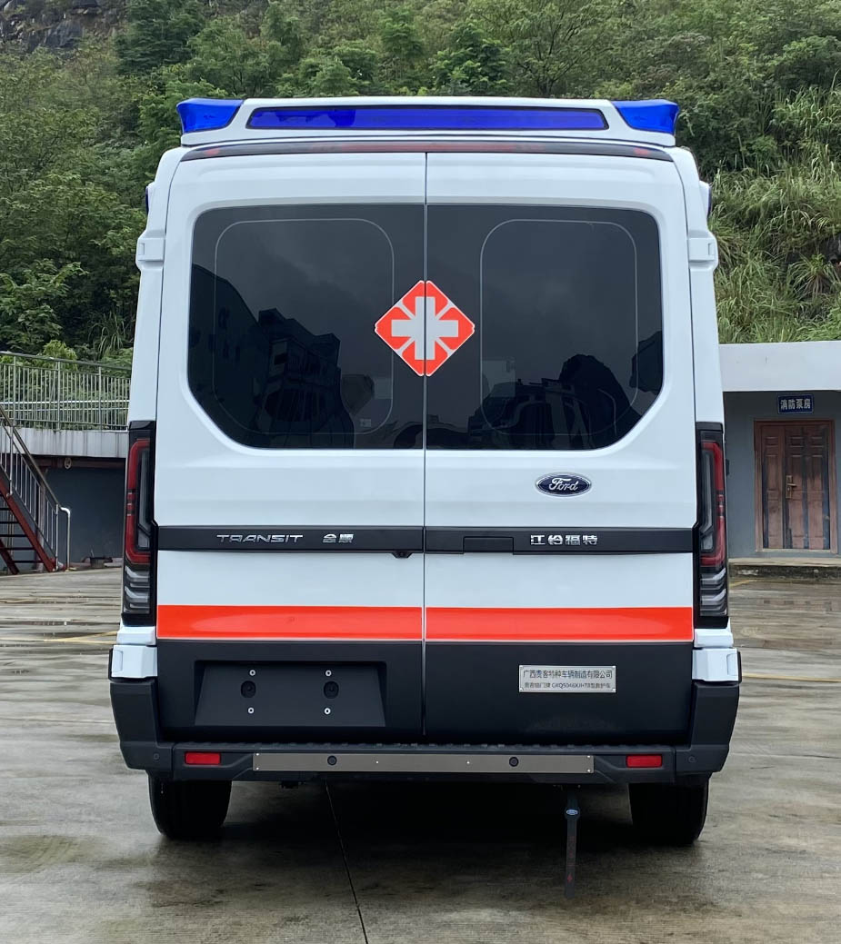春風(fēng)貴客牌GKQ5046XJHT8救護(hù)車公告圖片