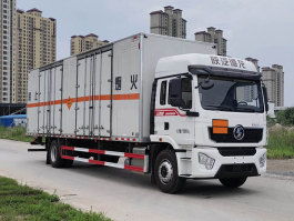 爆破器材运输车