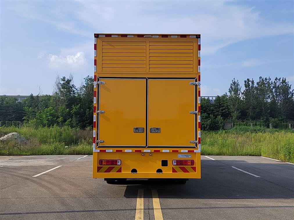 中燕牌BSZ5313XDYC6B電源車公告圖片