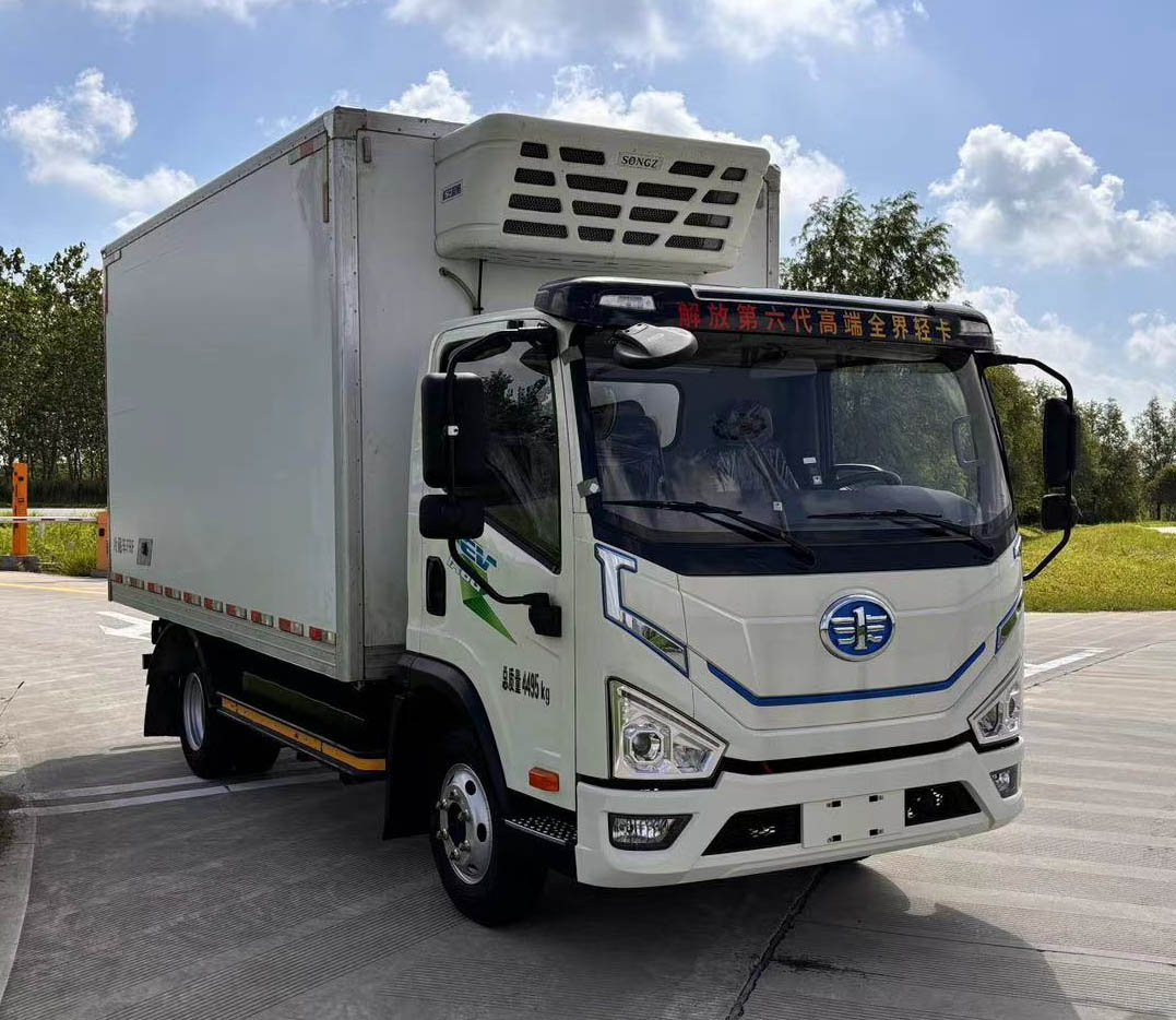 解放牌CA5046XLCP40L3BEVA85純電動(dòng)冷藏車(chē)